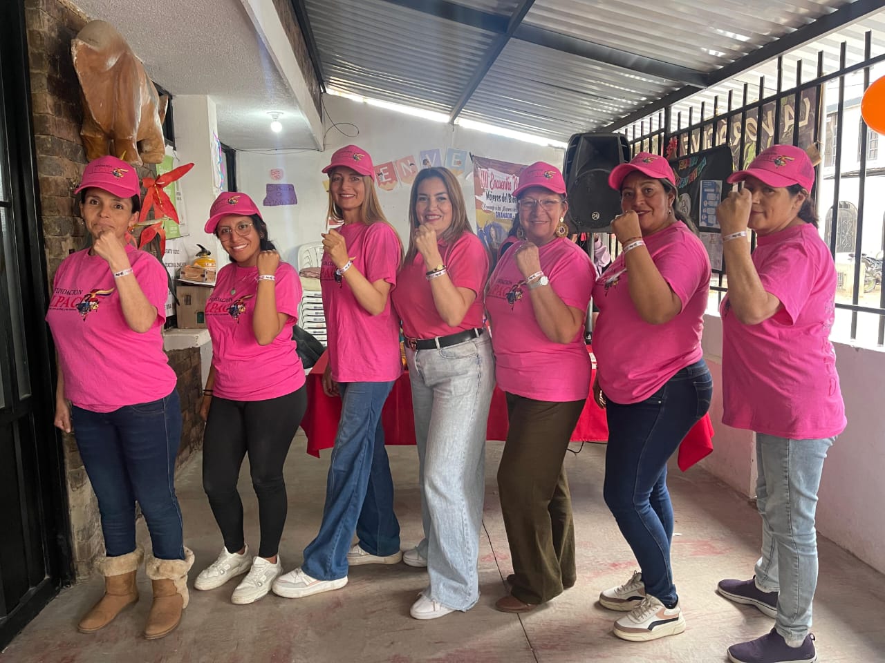 Logo Mujeres ABC